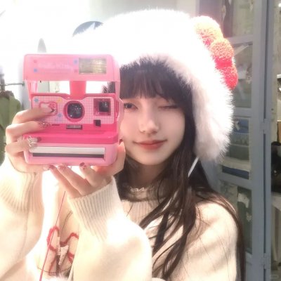 垃圾箱里的婴儿